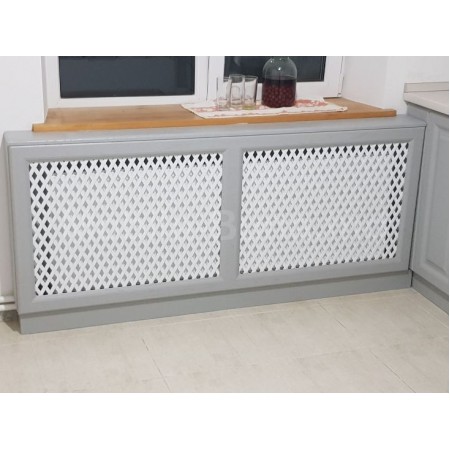 Декоративный экран на радиатор А-4